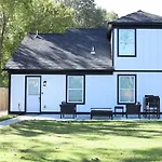 Ev, Family Friendly, Close To Downtown